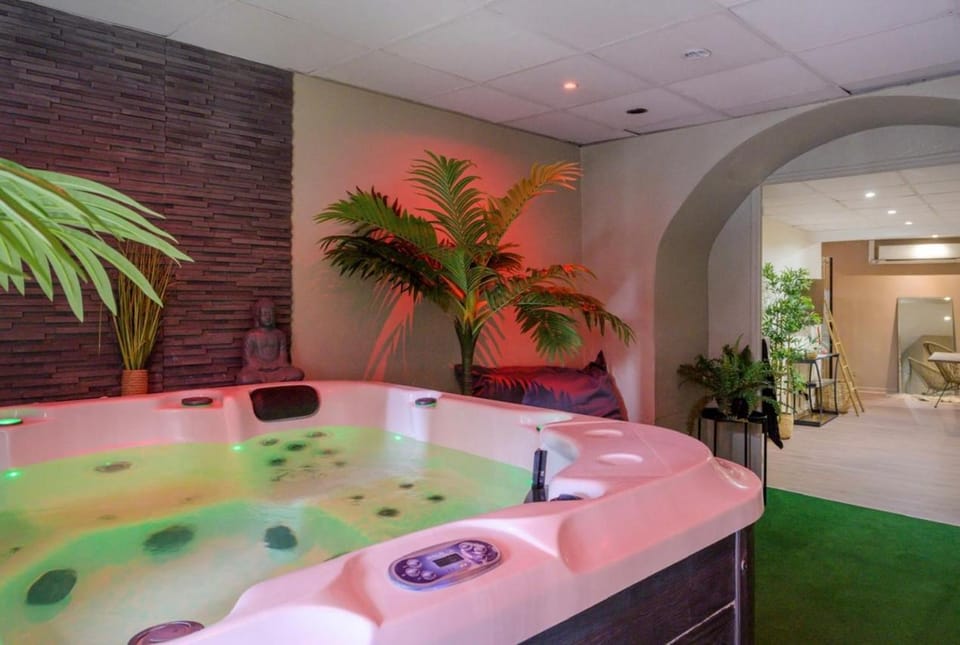 Hot Tub