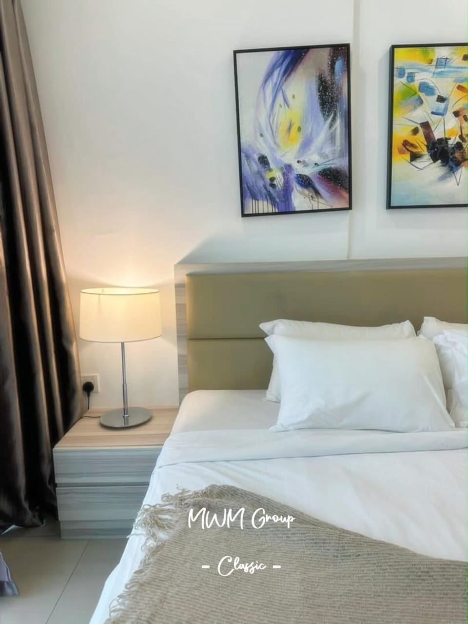 Photo of the whole room, Decorative detail, Bedroom