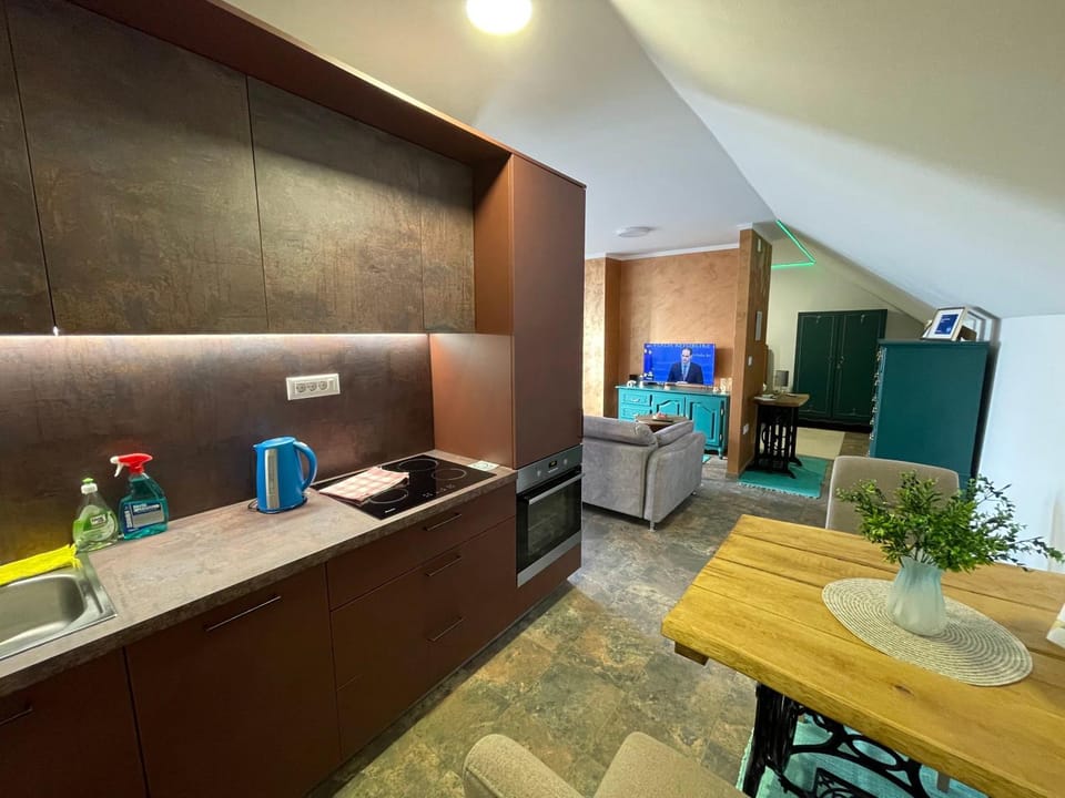 Kitchen or kitchenette, Living room, Seating area