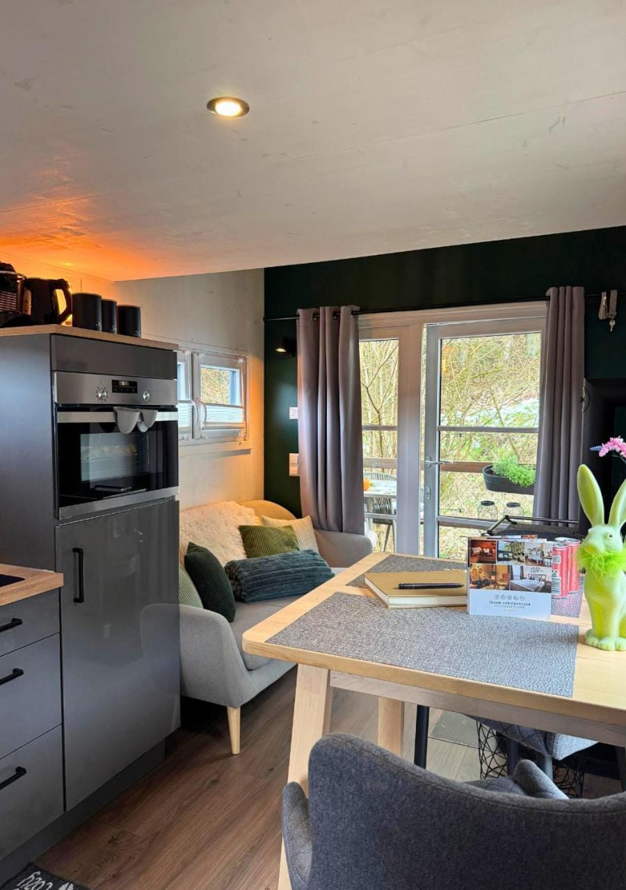 Living room, Dining area, kitchen