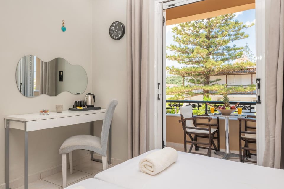 Bed, View (from property/room), Bedroom