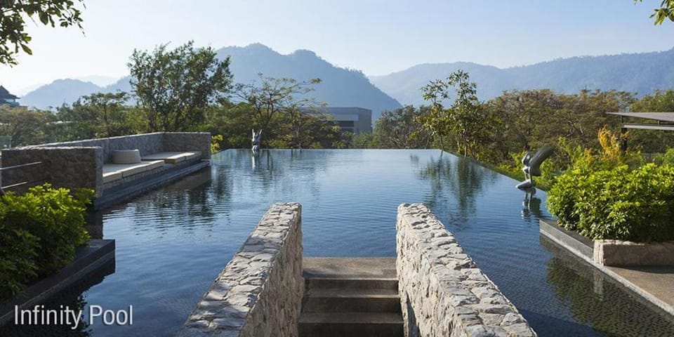 Luxurious Botanica Khao Yai Apartment in Laos
