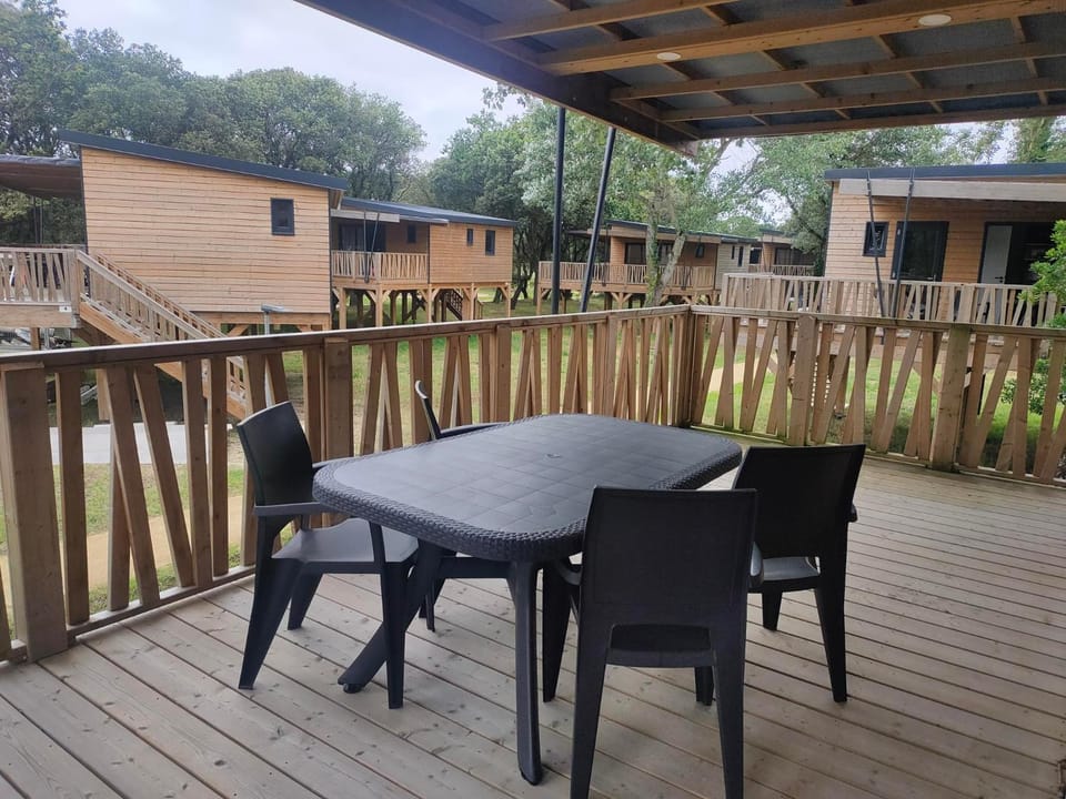 Patio, View (from property/room), Balcony/Terrace