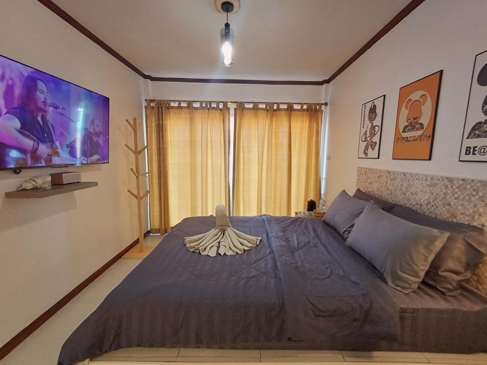 Box Poshtel ที่พักวิวทะเล Hostel in Chon Buri Changwat