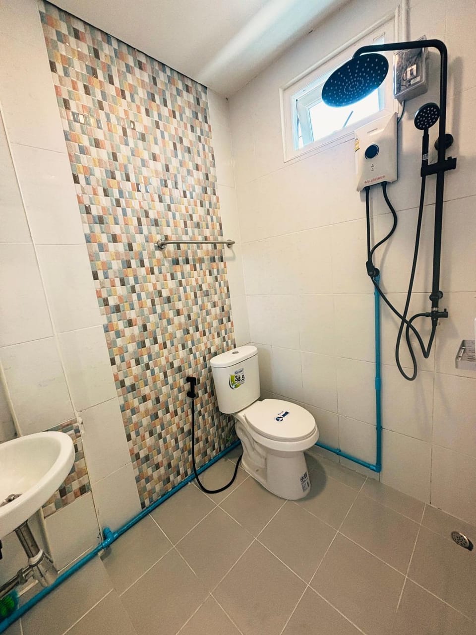 Box Poshtel ที่พักวิวทะเล Hostel in Chon Buri Changwat