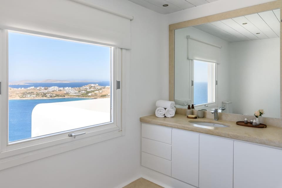 Villa Alkioni Agios Lazaros Villa in Mykonos, Mikonos 846 00, Greece