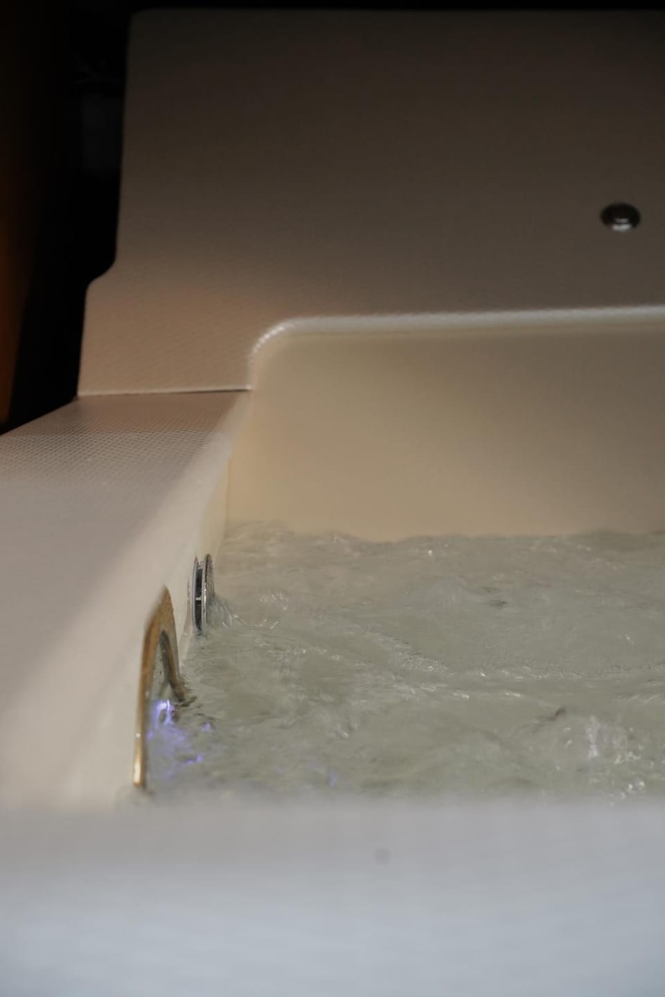 Hot Tub, Bath