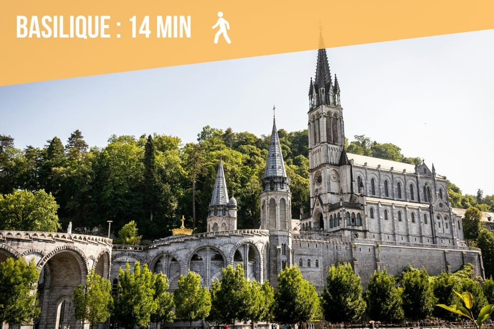 Appartement du Mouflon Vert, dans résidence de tourisme 3 étoiles Apartment in Lourdes