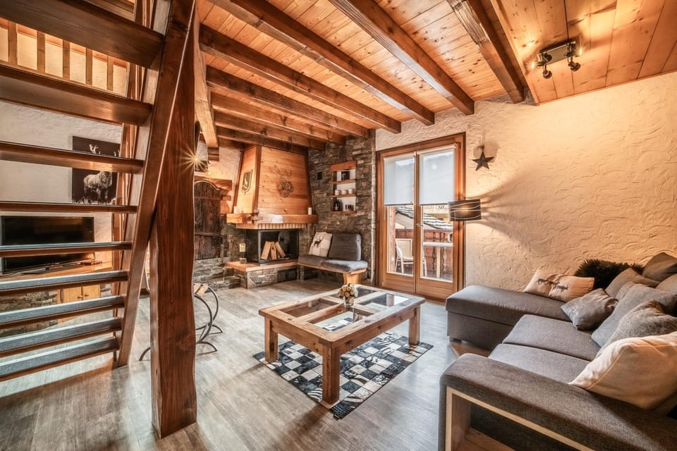 Property building, Living room