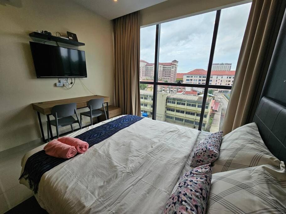 Bed, Living room