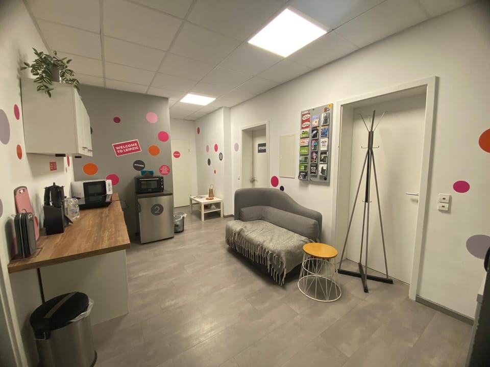 Studio 1 mit Gemeinschaftsräumen, Tiefgarage Apartment in Leipzig