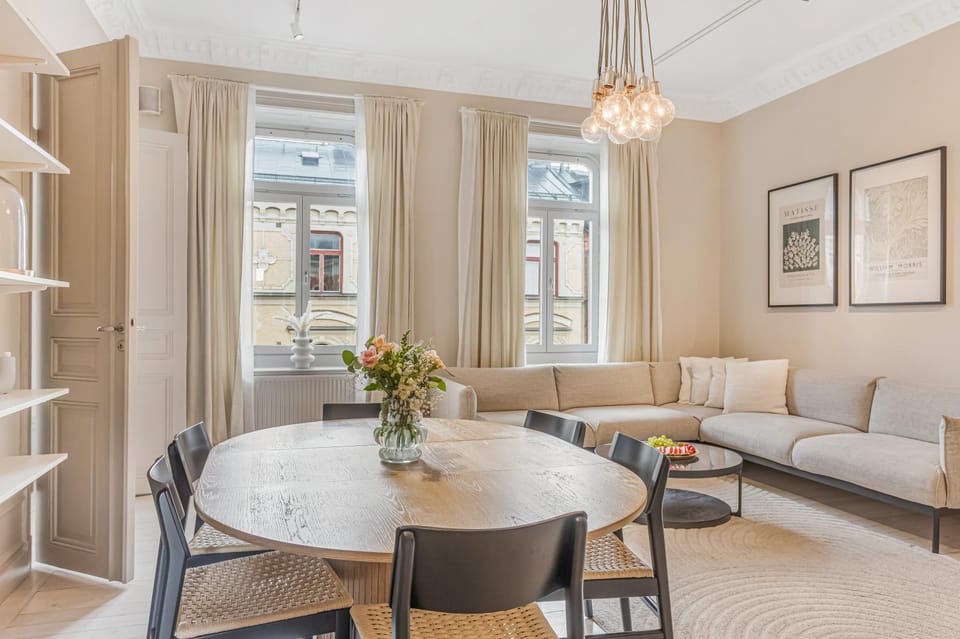 Lägenhet med fantastiskt läge Apartment in Stockholm