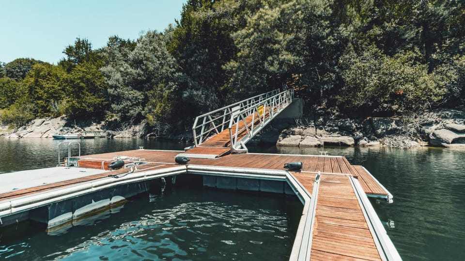 Day, Natural landscape, Activities, River view, Public Bath