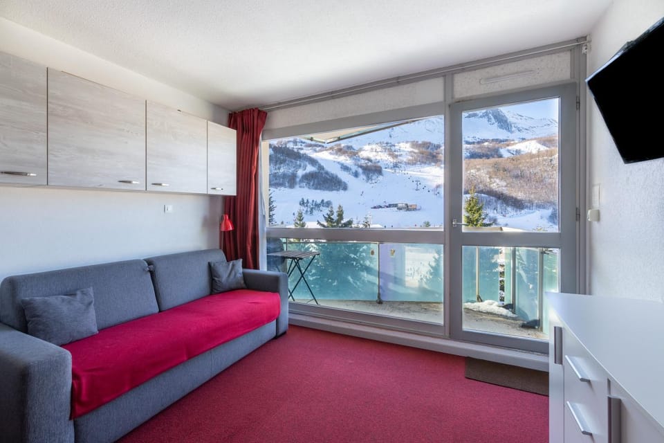 Balcony/Terrace, Seating area, Mountain view