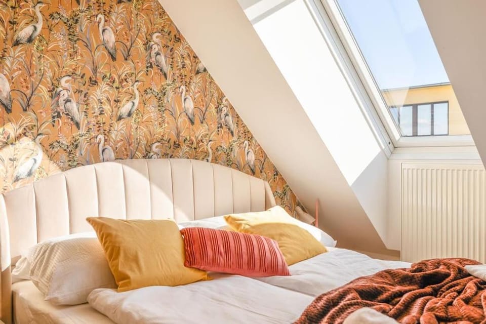Dry Flower Apartment - 2 Bedrooms - Gym - Parking - Rooftop - New Apartment in Vienna