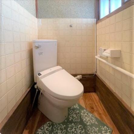Toilet