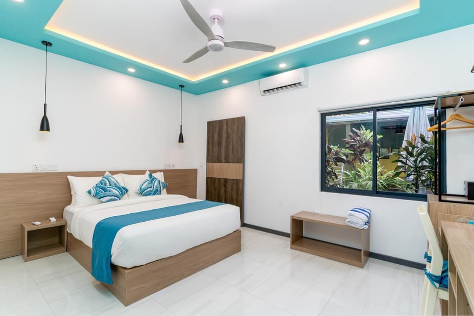 Bed, Photo of the whole room, Bedroom, air conditioner