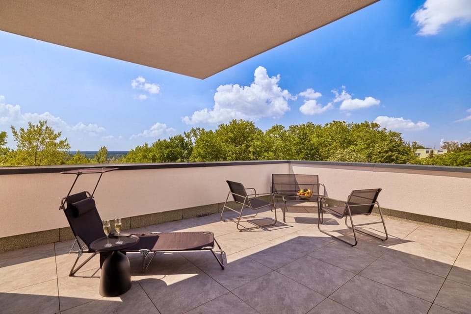 Balcony/Terrace, Seating area, sunbed