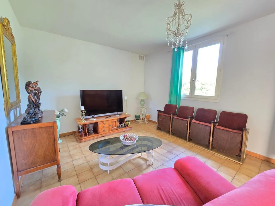 TV and multimedia, Living room