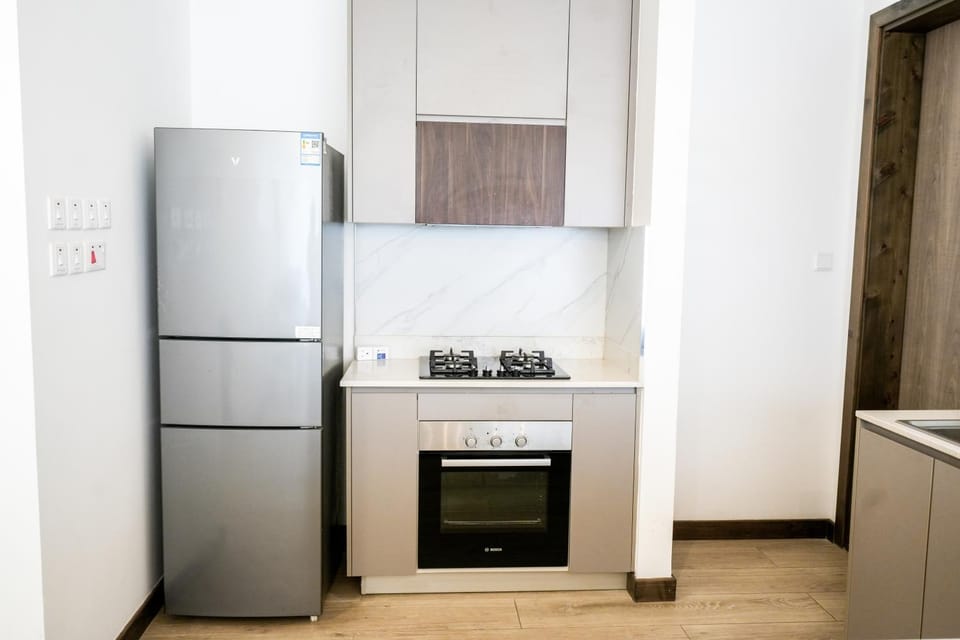 Kitchen or kitchenette, oven