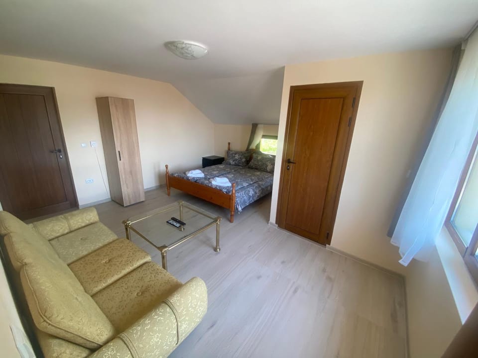 Анелия Bed and Breakfast in North Macedonia