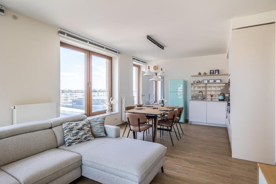 Kitchen or kitchenette, Living room, Seating area