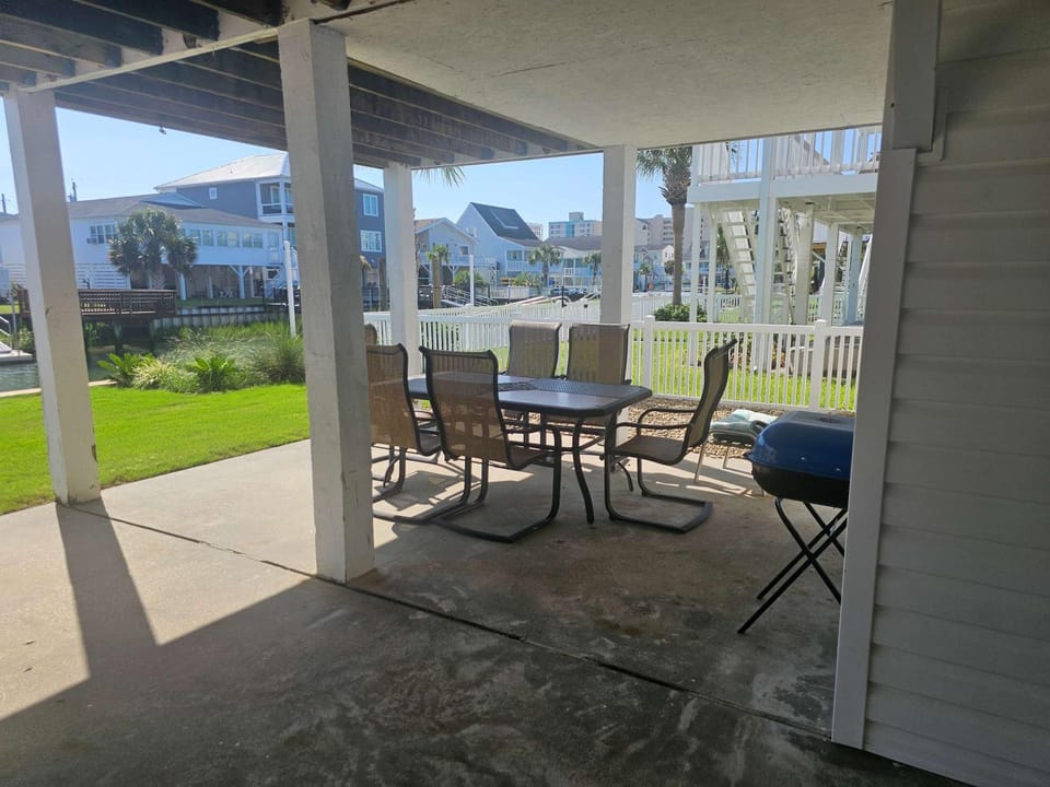 Cojo Cabana- Channel Home House in North Myrtle Beach