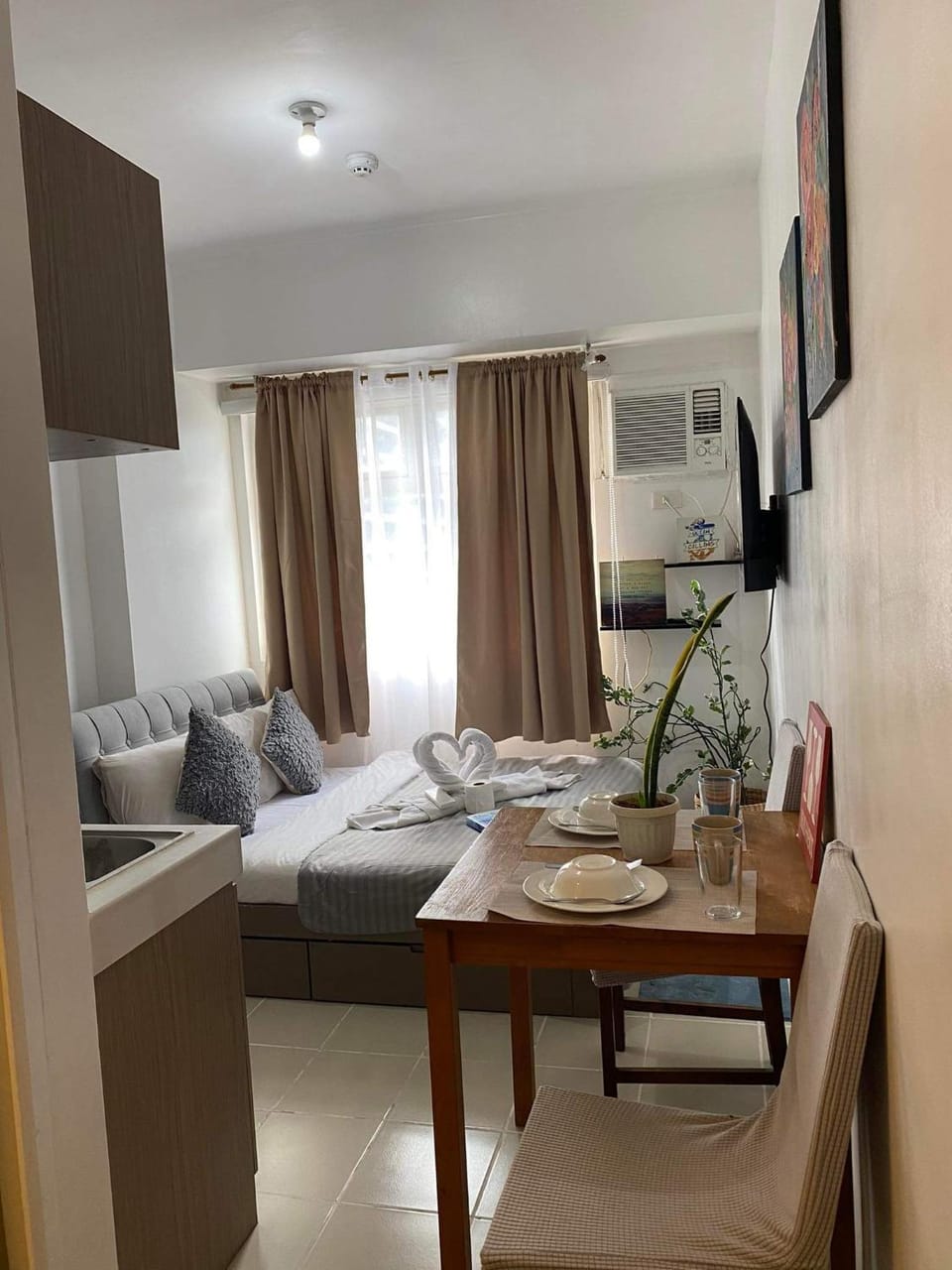 Buenbyahe Cozy Affordable Place at Urban Deca Tower along EDSA Shaw MRT walking distance in megamall Apartment hotel in Mandaluyong