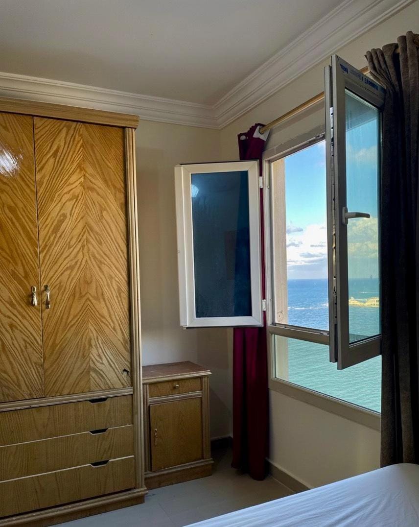 شقة فندقية رائعة كود 18231 علي البحر عائلات فقط Apartment in Alexandria