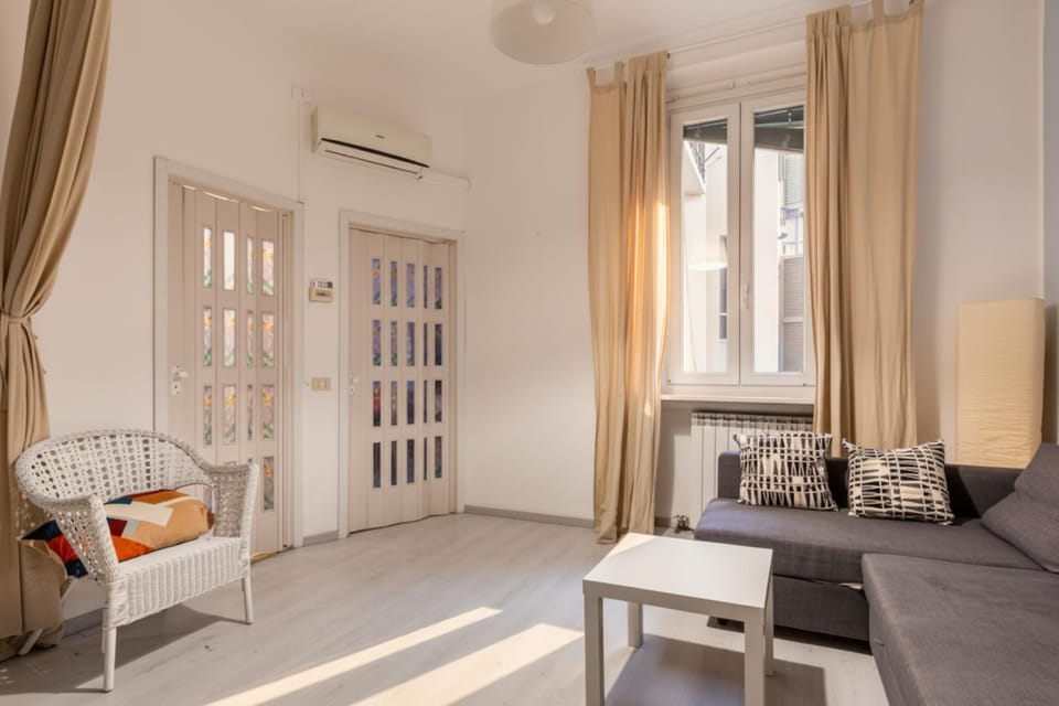 12 Minutes from Duomo - Modern Loft Apartment in Milan