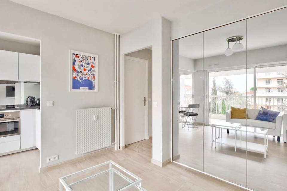 Superbe studio avec terrasse à 10 min de la plage Apartment in Cannes