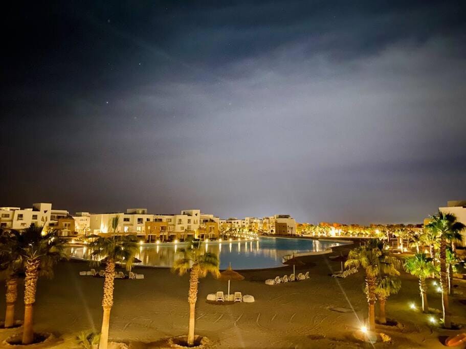 Rustic 1 BR-Apt@ Swanlake El Gouna ! Apartment in Hurghada