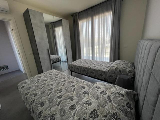 Bed, Bedroom, air conditioner