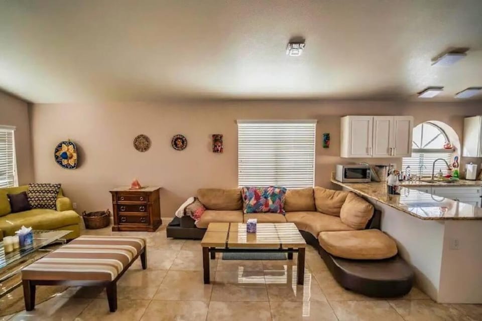 Pet Friendly Rancher with Pool/SW Las Vegas Villa in Spring Valley