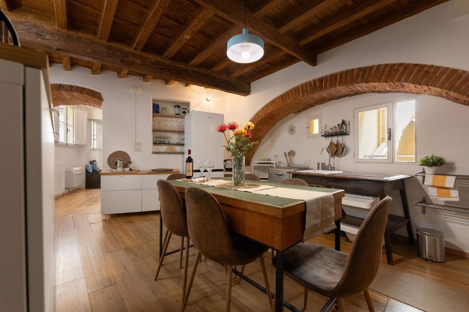 Keys of Italy - Sprone 15 - 2 bedroom family apartment by Ponte Vecchio Apartment in Florence
