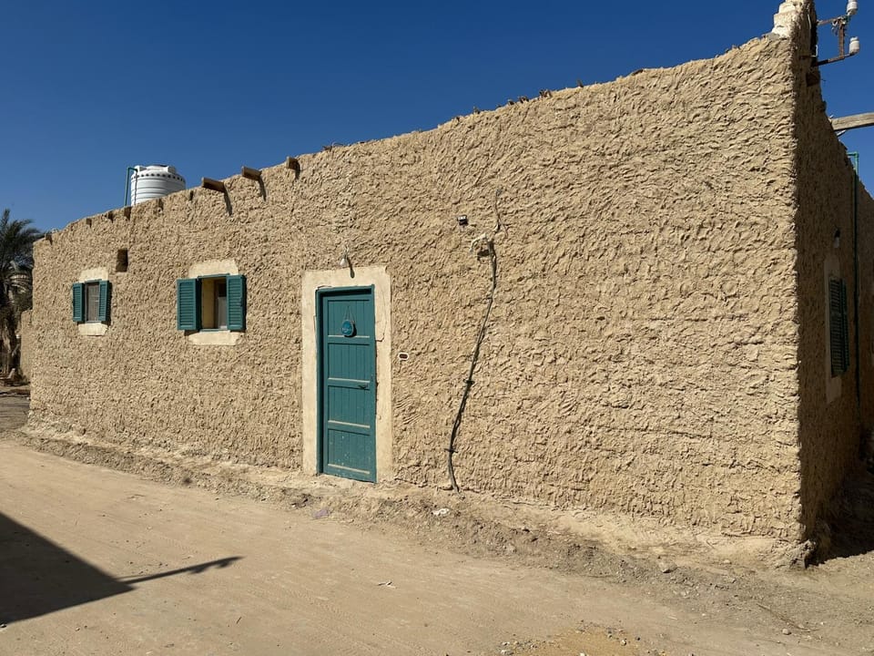Property building, Day