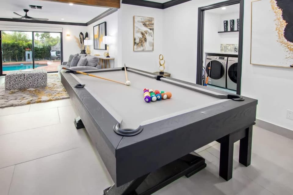 Modern Roose-Private Pool-In Old Town Scottsdale House in Tempe