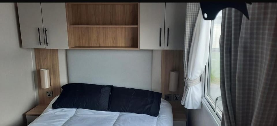 Parkland retreat Robin Hood Rhyl House in Rhyl