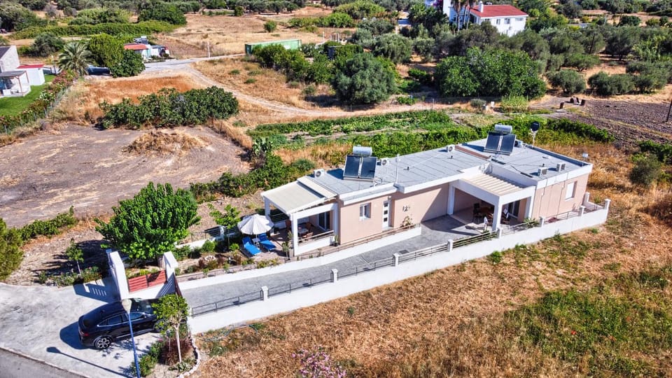 Paul’s Garden Luxury House House in Rhodes, Greece