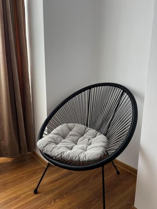 A&A’s crib Apartment in Romania