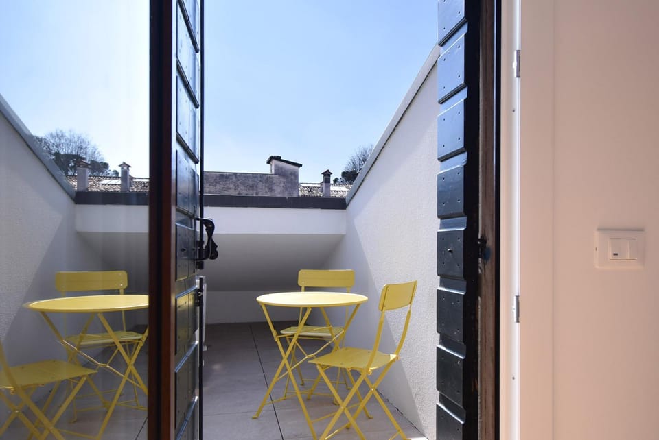 Day, Balcony/Terrace