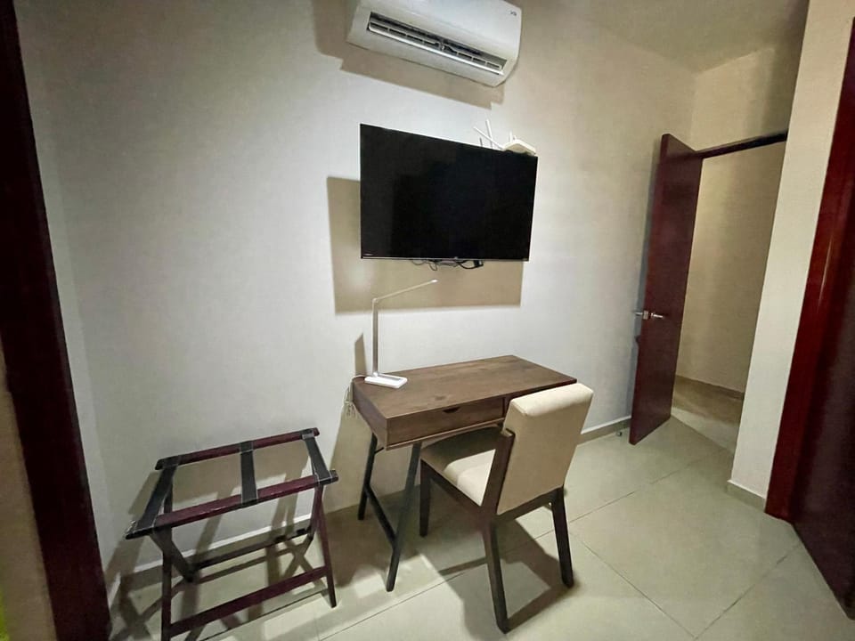 Ground floor apartment close to the beach, shops and restaurants Apartment in Mazatlan