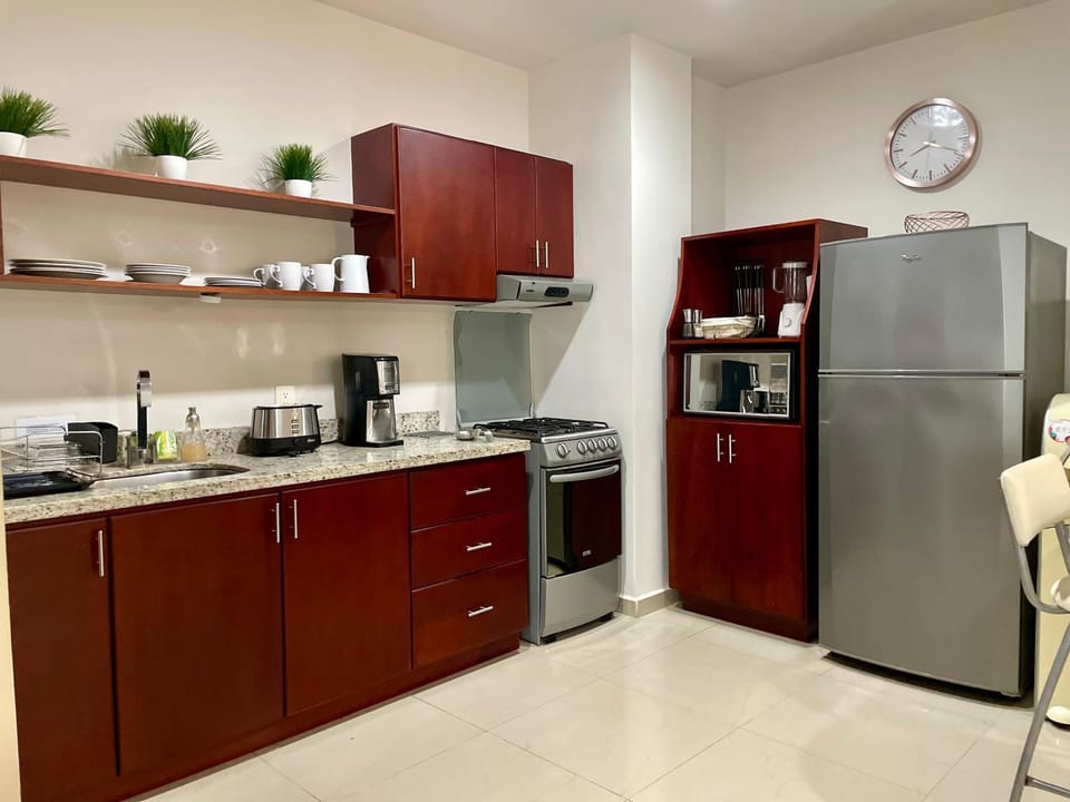 Ground floor apartment close to the beach, shops and restaurants Apartment in Mazatlan