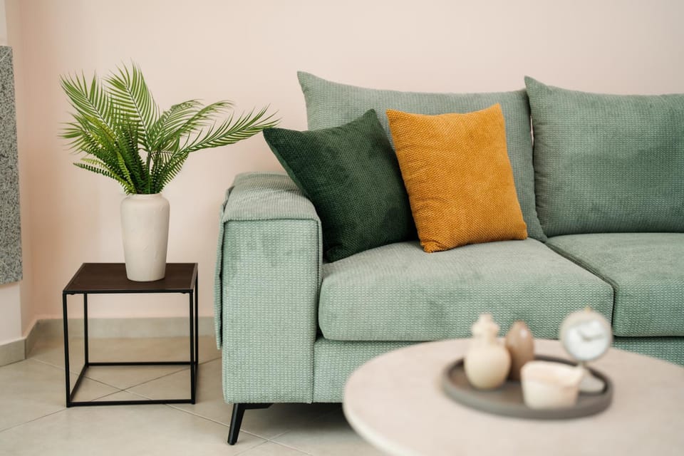 Living room, Seating area