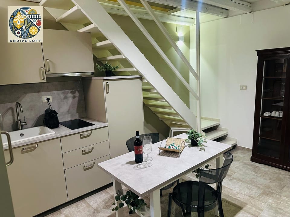 Photo of the whole room, Floor plan, Dining area, Lunch, Lunch, stove, stove