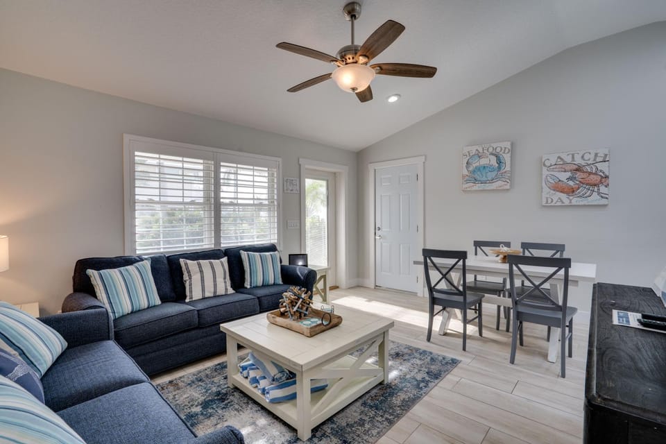 Soak in the Sun with a large heated pool House in Anna Maria Island