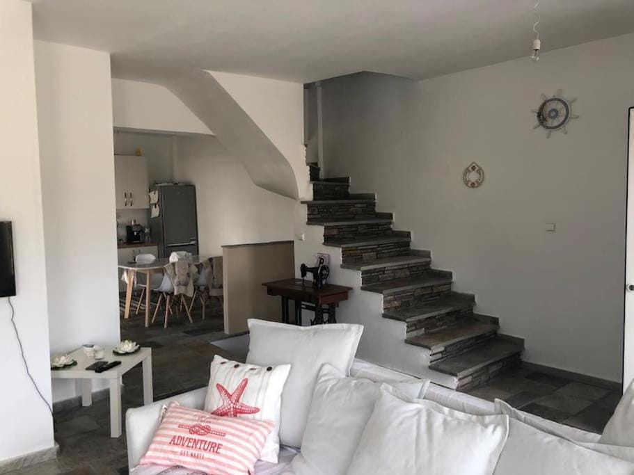 ΟΜΟΡΦΗ ΕΞΟΧΙΚΗ ΚΑΤΟΙΚΙΑ Apartment in Halkidiki