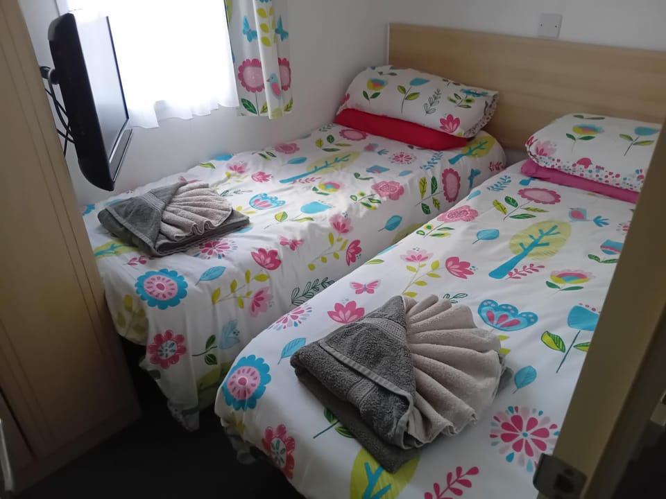 11 Oaklands Campground/ 
RV Resort in New Forest District
