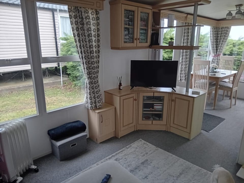 11 Oaklands Campground/ 
RV Resort in New Forest District