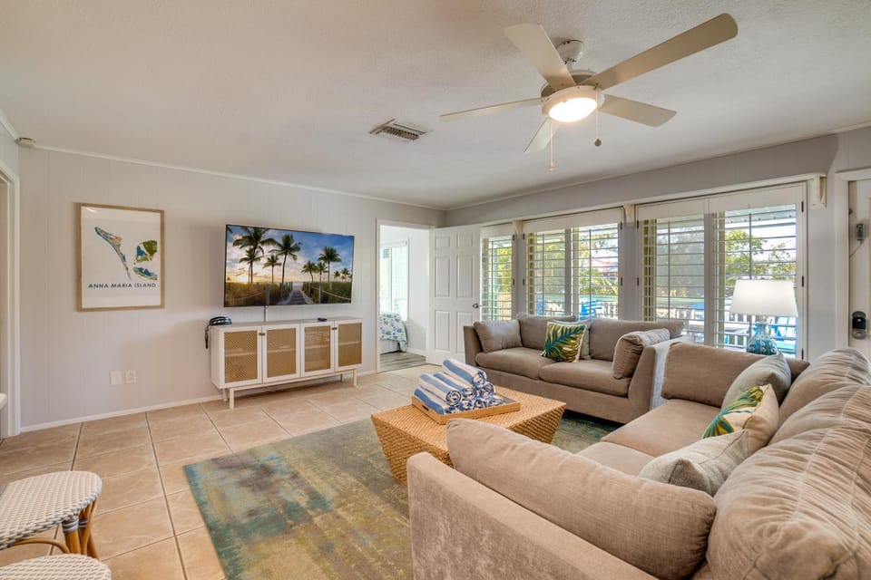 Canal Front with Dock Property on Anna Maria House in Anna Maria Island